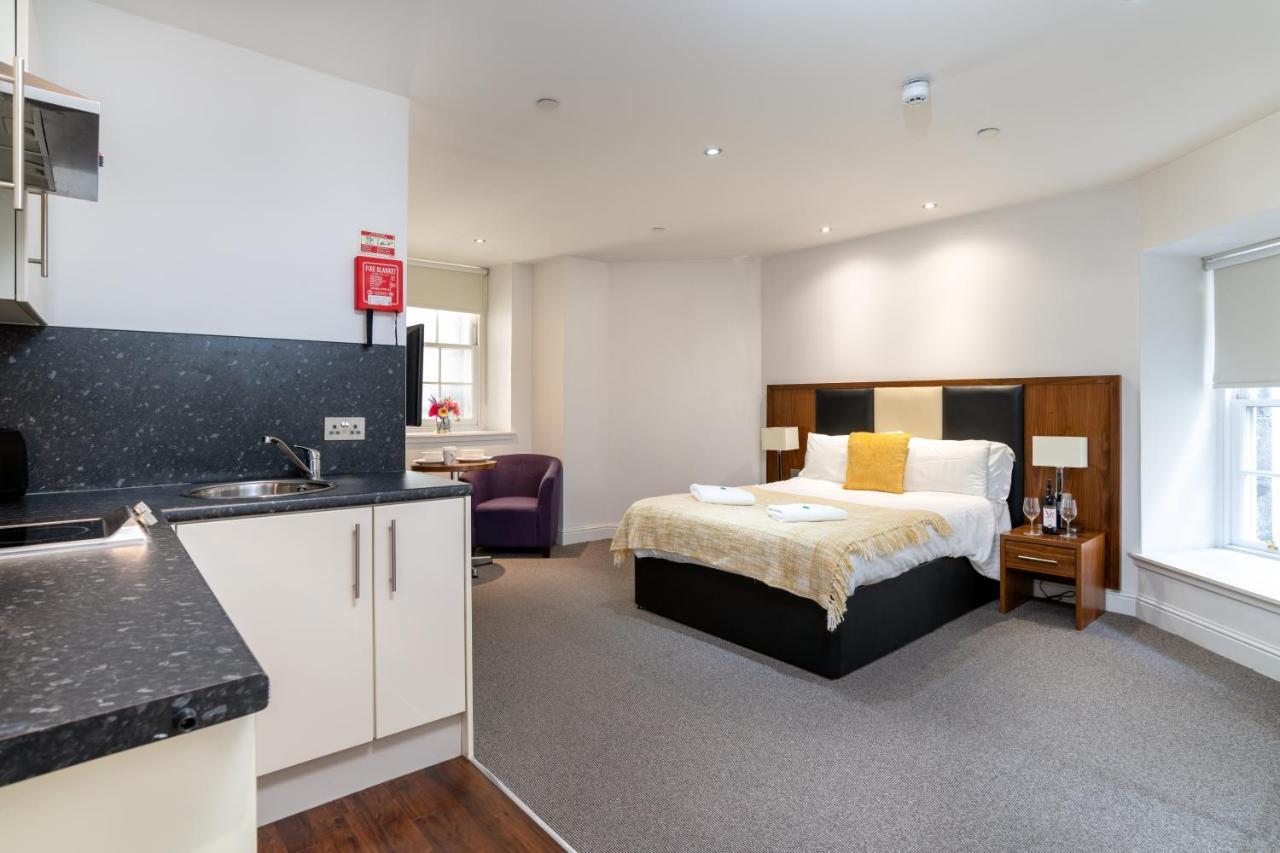 Victoria Court Suites - Aberdeen Bagian luar foto