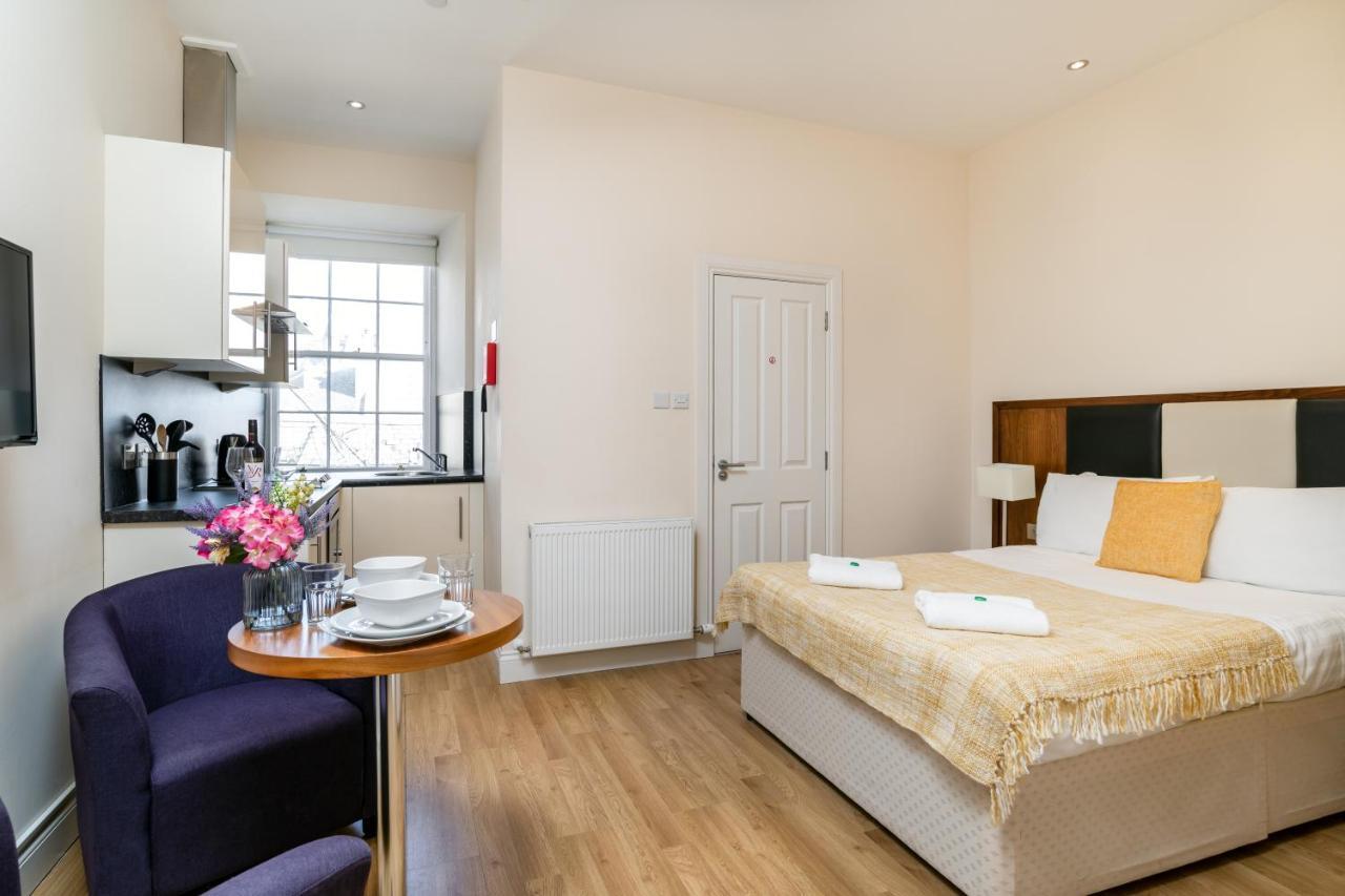 Victoria Court Suites - Aberdeen Bagian luar foto