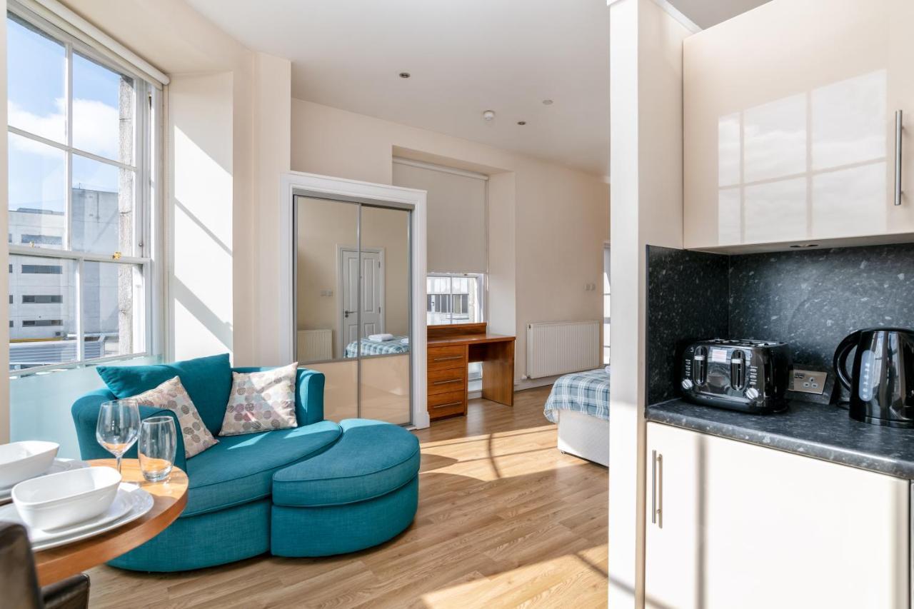 Victoria Court Suites - Aberdeen Bagian luar foto