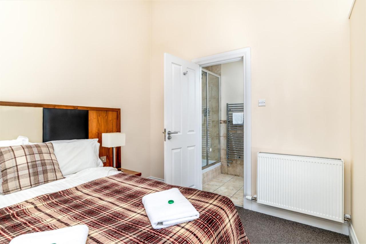 Victoria Court Suites - Aberdeen Bagian luar foto